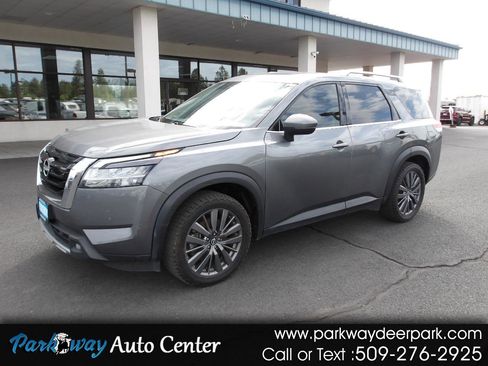 Used 2022 Nissan Pathfinder SL w/ SL Premium Package AWD/4WD image 1