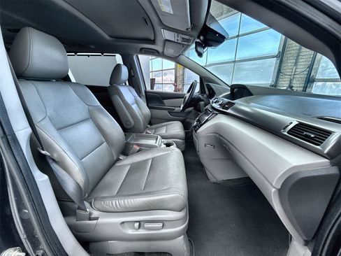 Used 2017 Honda Odyssey EX-L image 15