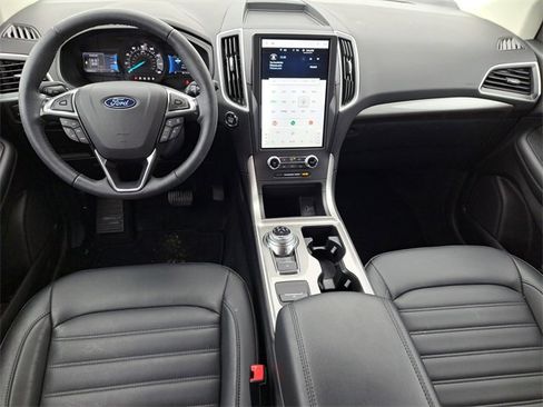 Certified 2024 Ford Edge SEL w/ Convenience Package image 25