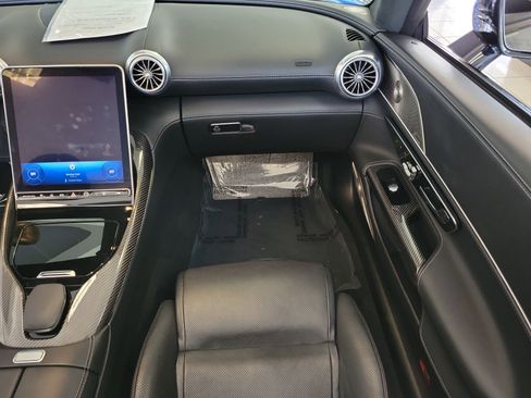Used 2022 Mercedes-Benz SL 63 AMG 4MATIC image 13