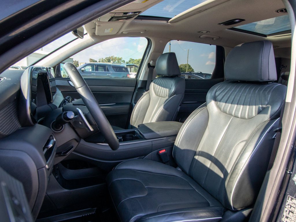 Certified 2024 Hyundai Palisade Limited FWD image 8