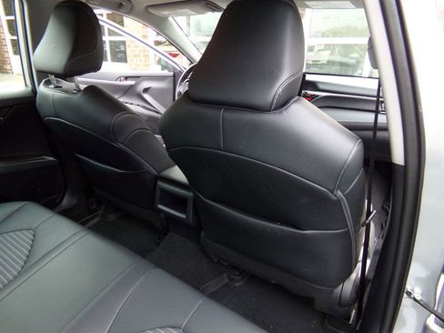 Used 2022 Toyota Camry SE FWD image 24