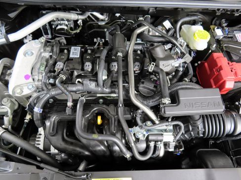 New 2027 Nissan Sentra SR w/ SR All Weather Package FWD image 10