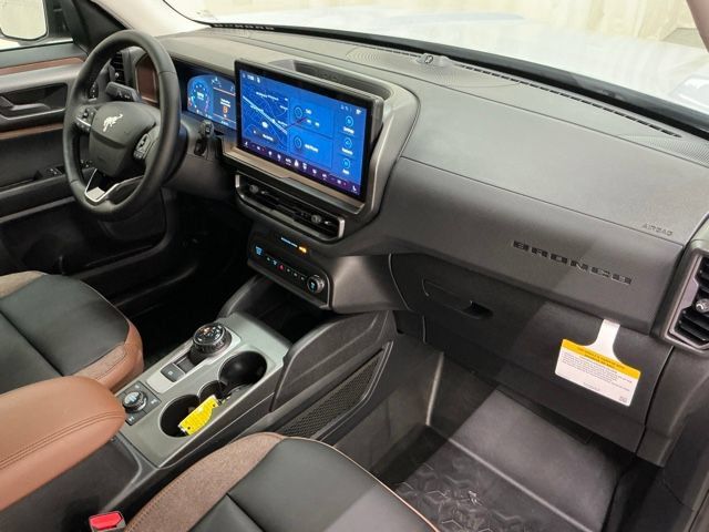 New 2026 Ford Bronco Sport Outer Banks w/ Sasquatch Outer Banks Package AWD/4WD image 20