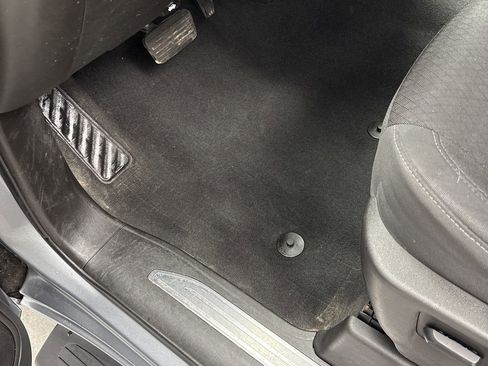 Used 2021 GMC Sierra 1500 Elevation image 17