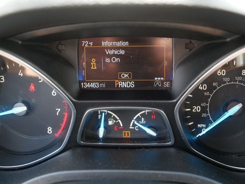 Used 2018 Ford Escape SE w/ Ford Safe & Smart Package AWD/4WD image 25