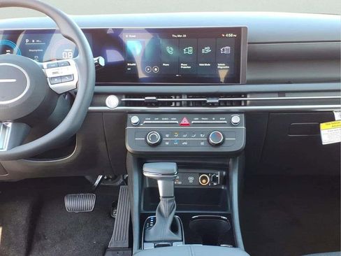 New 2026 Hyundai Tucson SE FWD image 14