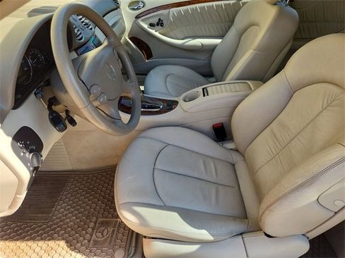 Used 2008 Mercedes-Benz CLK 350 Cabriolet image 17