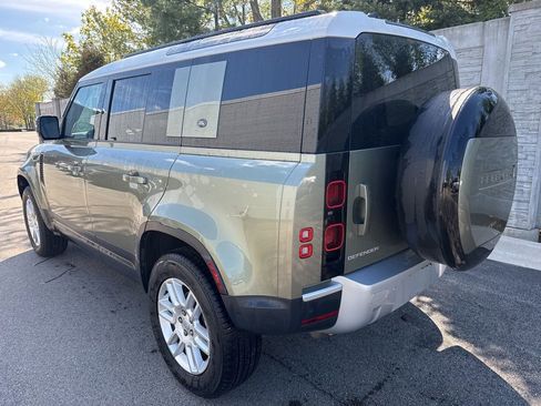 Used 2024 Land Rover Defender 110 S image 3