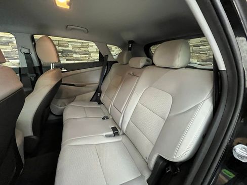 Used 2019 Hyundai Tucson SE image 29