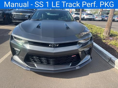Used 2018 Chevrolet Camaro SS RWD image 18