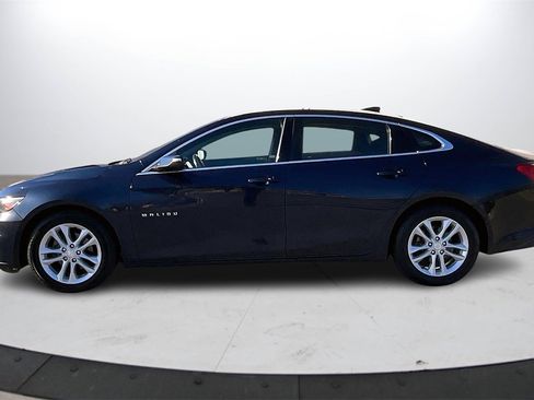 Used 2016 Chevrolet Malibu LT image 6