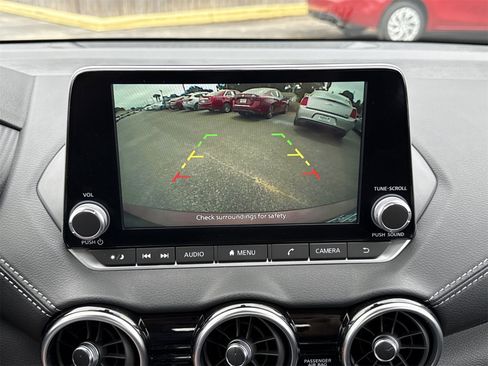 Used 2025 Nissan Sentra SV image 22