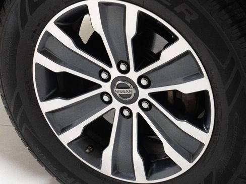 Used 2017 Nissan Armada SL RWD image 17
