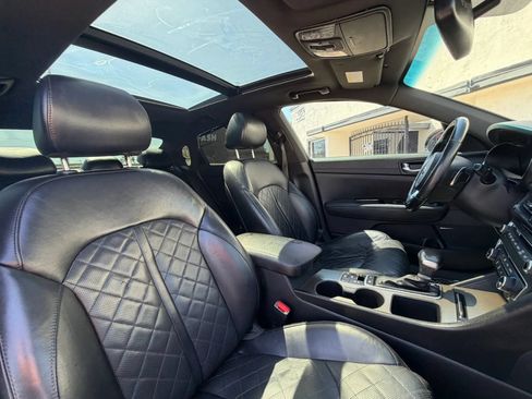 Used 2017 Kia Optima SX FWD image 18