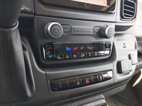 New 2026 RAM ProMaster 3500 w/ Convenience Group FWD image 36
