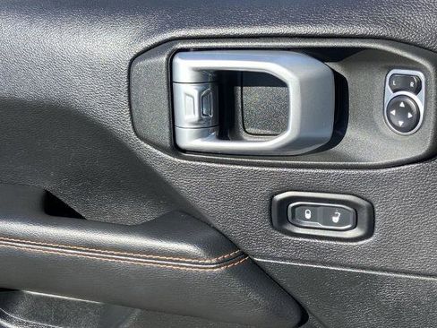 Used 2020 Jeep Gladiator Mojave image 19