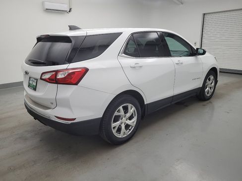 Used 2020 Chevrolet Equinox LT w/ LPO, Chrome Package FWD image 10