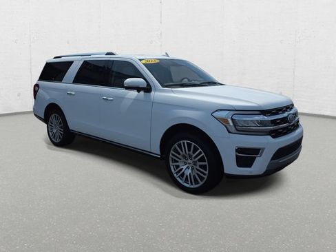 Used 2023 Ford Expedition Max Limited AWD/4WD image 3