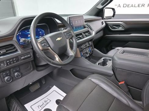 Used 2023 Chevrolet Tahoe High Country w/ Premium Package 2 AWD/4WD image 18