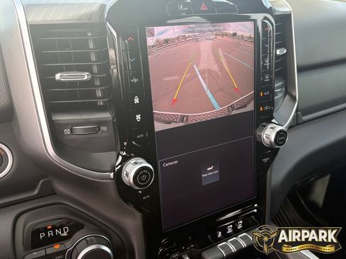 New 2026 RAM 1500 4x4 Crew Cab image 23