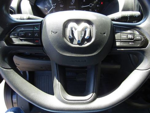 Used 2023 RAM ProMaster 2500 image 14