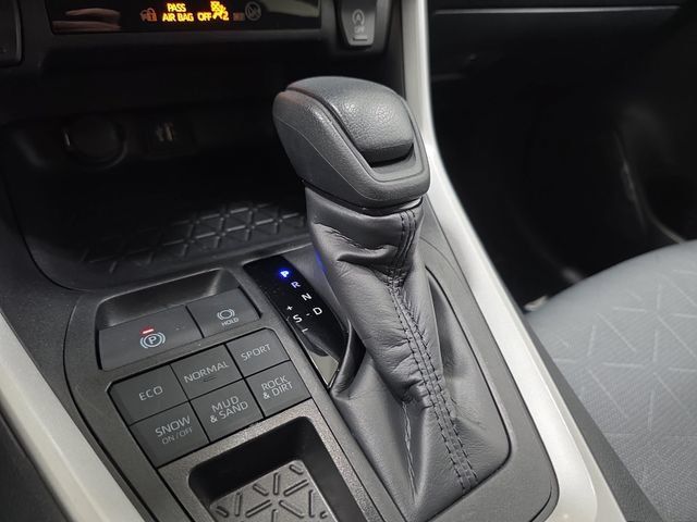 Certified 2025 Toyota RAV4 XLE AWD/4WD image 20