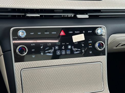 New 2026 Genesis GV80 3.5T Prestige image 22