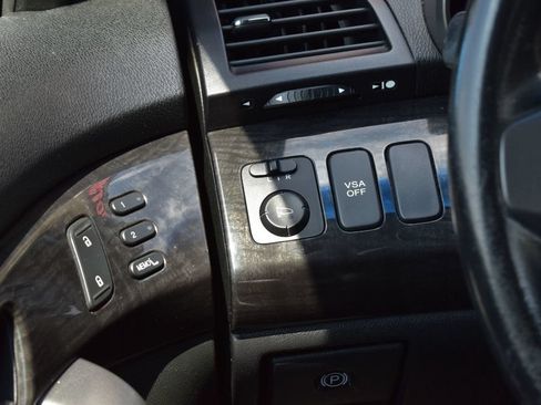 Used 2007 Acura MDX w/ Tech & Entertainment Pkg AWD/4WD image 34
