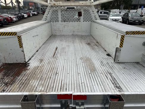 Used 2016 Ford F450 XL w/ Power Equipment Group image 10