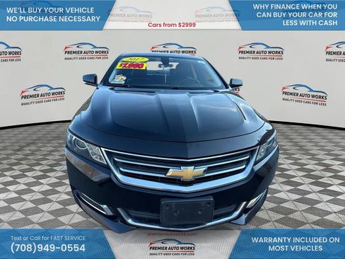 Used 2017 Chevrolet Impala LT w/ Convenience Package image 2