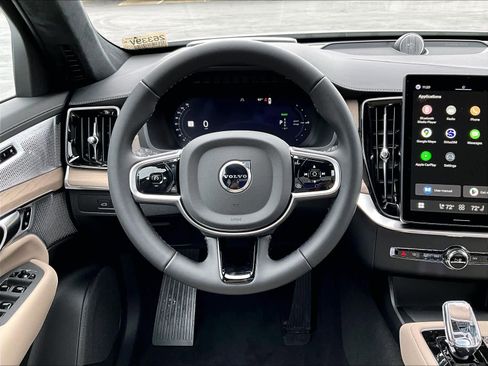 New 2026 Volvo XC90 T8 Ultra w/ Lounge Package image 15