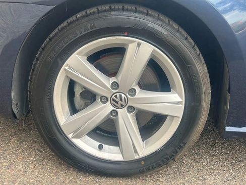 Used 2013 Volkswagen Passat TDI SE image 25