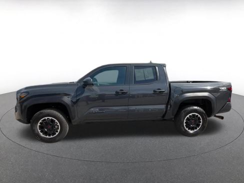 Used 2024 Toyota Tacoma w/ TRD Package image 8