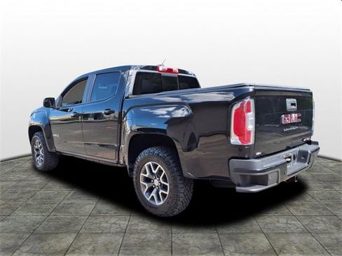 Used 2022 GMC Canyon AT4 w/ Trailering Package image 3
