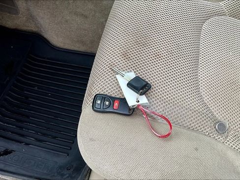 Used 2018 Nissan Frontier SV w/ Value Truck Package image 11