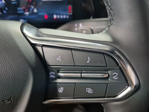 New 2026 Chevrolet Equinox LT w/ Convenience Package II FWD image 19