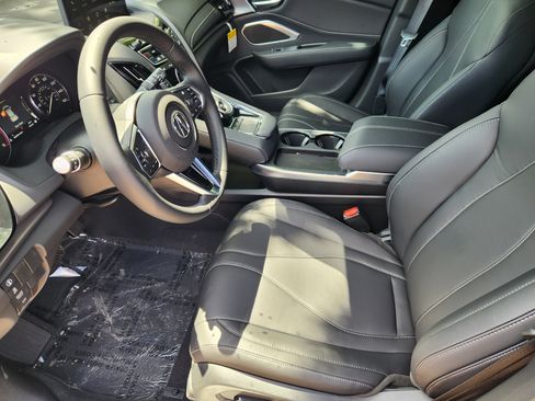 New 2026 Acura RDX SH-AWD image 9