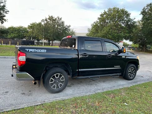Used 2015 Toyota Tundra SR5 w/ SR5 Upgrade Package image 5