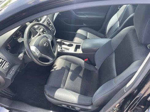 Used 2017 Nissan Altima 2.5 SR image 6