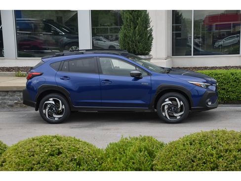 New 2026 Subaru Crosstrek 2.5i Limited AWD/4WD image 3