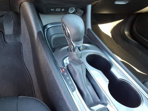 Used 2024 Chevrolet Malibu LT image 12