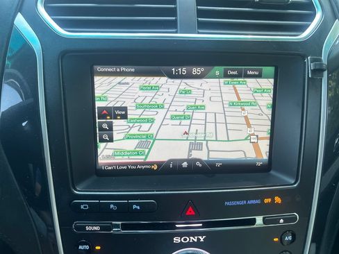Used 2016 Ford Explorer Platinum AWD/4WD image 24