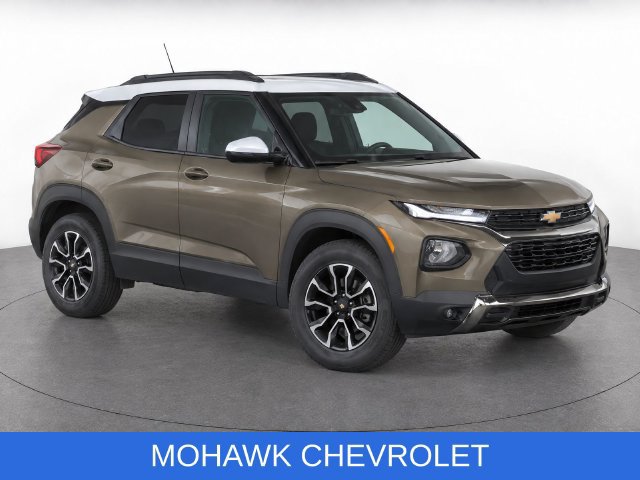 Certified 2022 Chevrolet TrailBlazer ACTIV w/ Sun and Liftgate Package FWD image 2