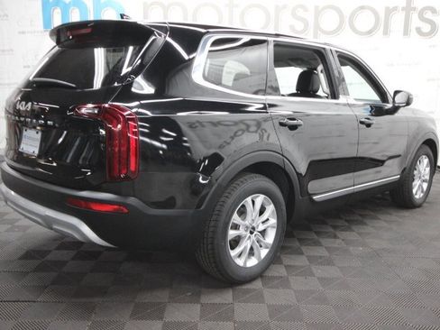 Used 2022 Kia Telluride LX image 9