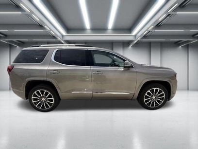 Used 2022 GMC Acadia Denali w/ LPO, Floor Liner Package