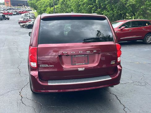 Used 2018 Dodge Grand Caravan GT FWD image 4