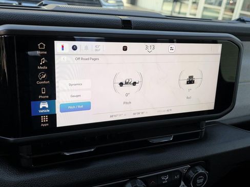 New 2026 Jeep Gladiator Sport image 17