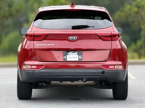 Used 2018 Kia Sportage LX FWD image 6