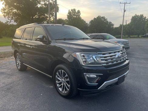 Used 2018 Ford Expedition Limited w/ Equipment Group 301A AWD/4WD image 7